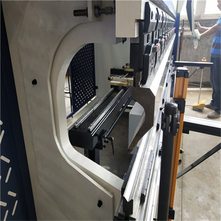 CNC ავტომატური ალუმინის ფოლადის Hydraulic Press Brake ელექტრო ფურცლის ლითონის მოსახვევი მანქანა რობოტით